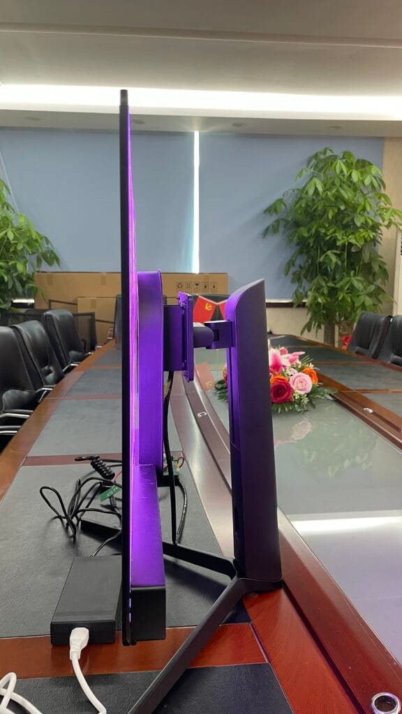 ultraslim bezel mini led monitor